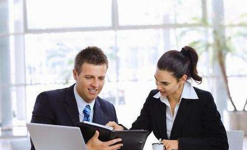 選擇陪同翻譯服務時都需要知道什么 知行翻譯公司總結(jié)了這些